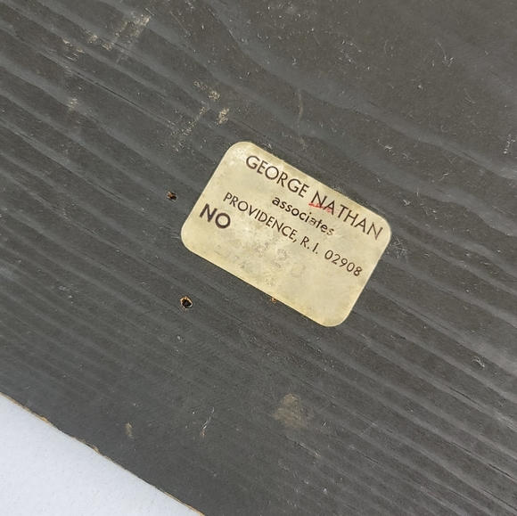 Vtg Wooden Sign KEEP YOUR HANDS OFF THE WAITRESS - George Nathan Associates - Picture 10 of 15